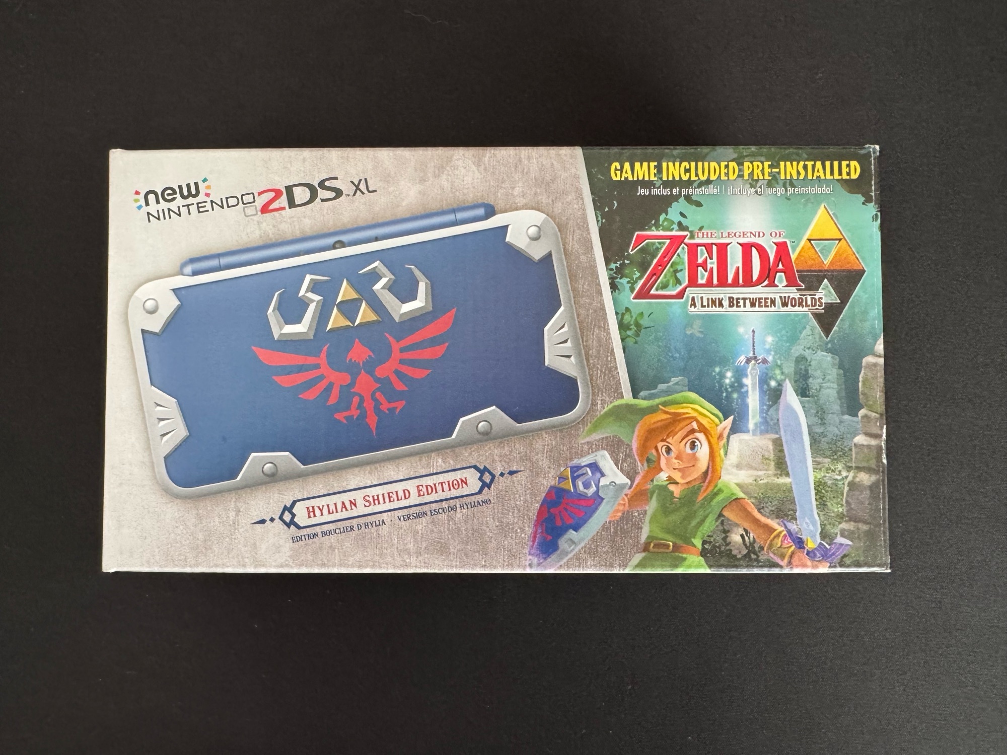 닌텐도 New Nintendo 2DS XL Console | Zelda Hylian Shield Edition | Brand NEW - 1