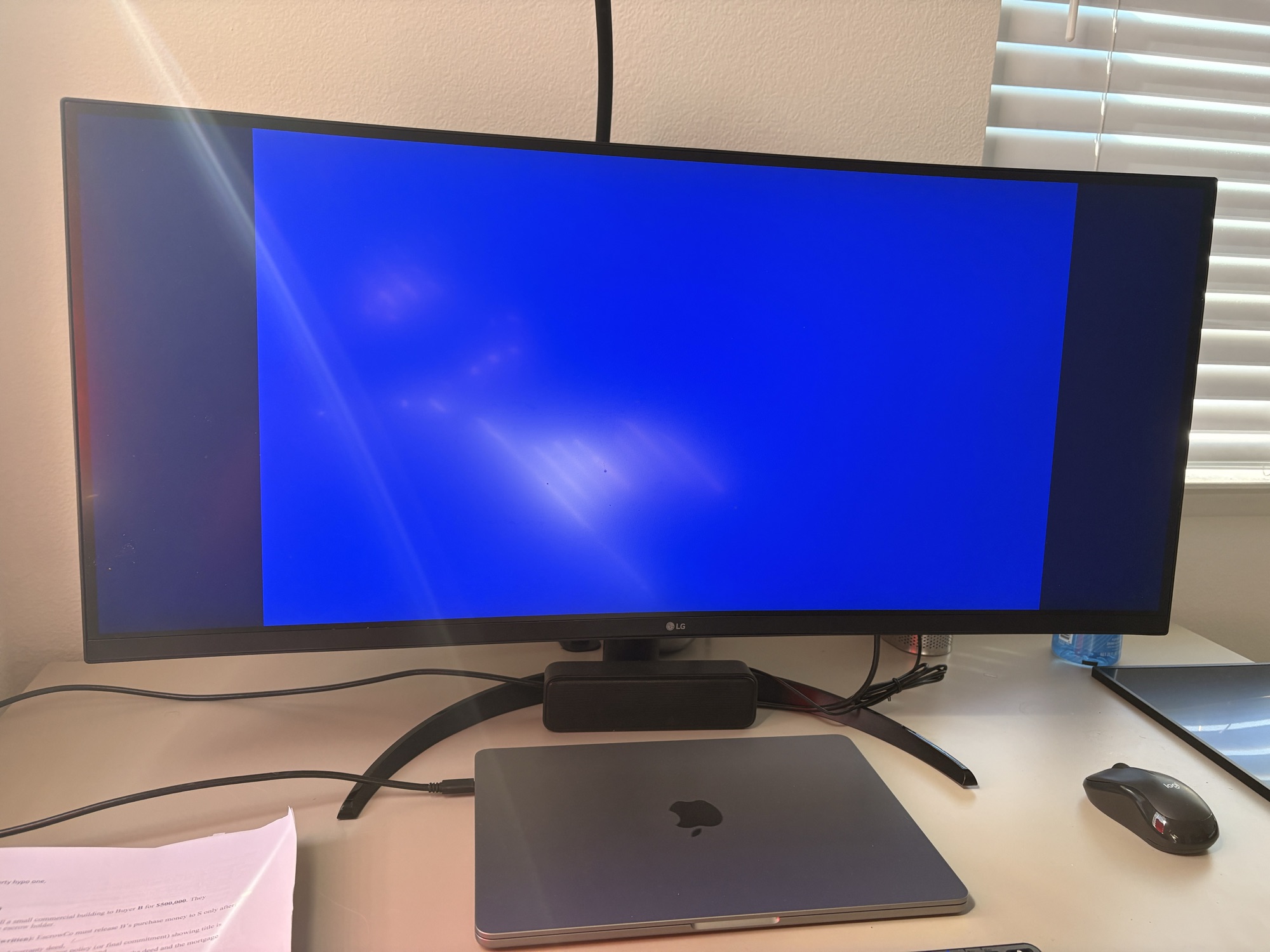 LG qhd wide monitor (usb-c) - 1