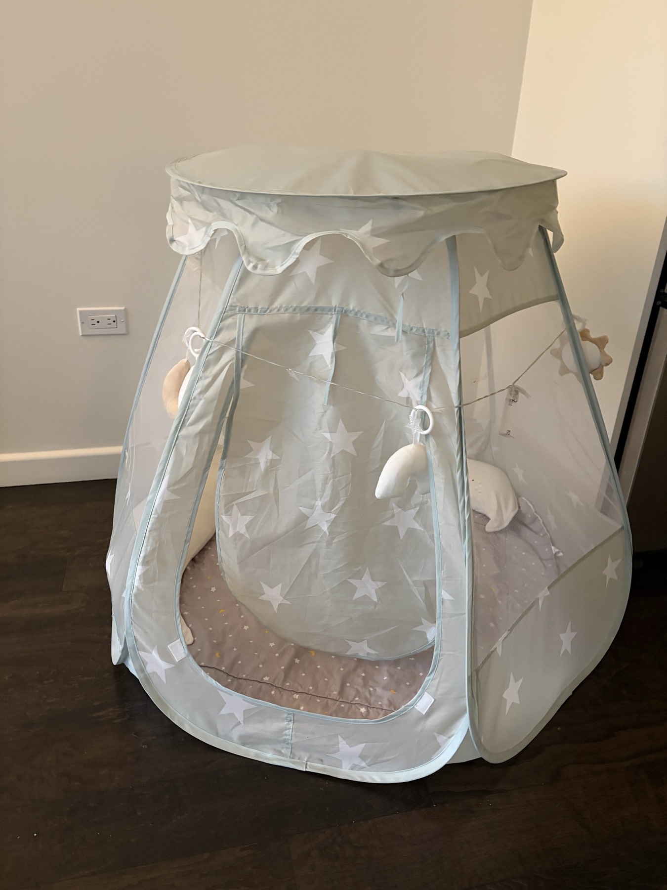 애들 방에놓는 텐트 - 1