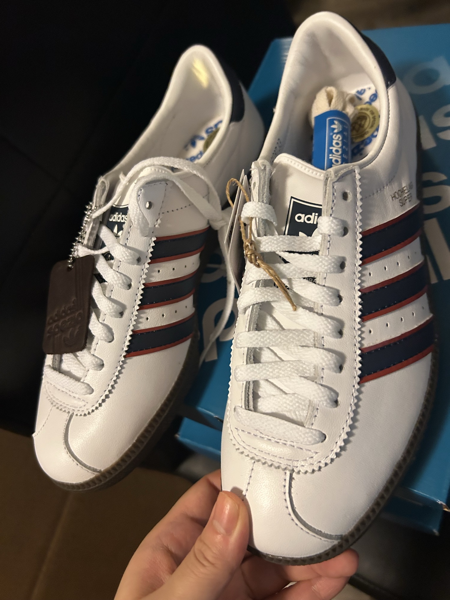 230,240 정품 아디다스 호첼라가 신발 운동화 - 1