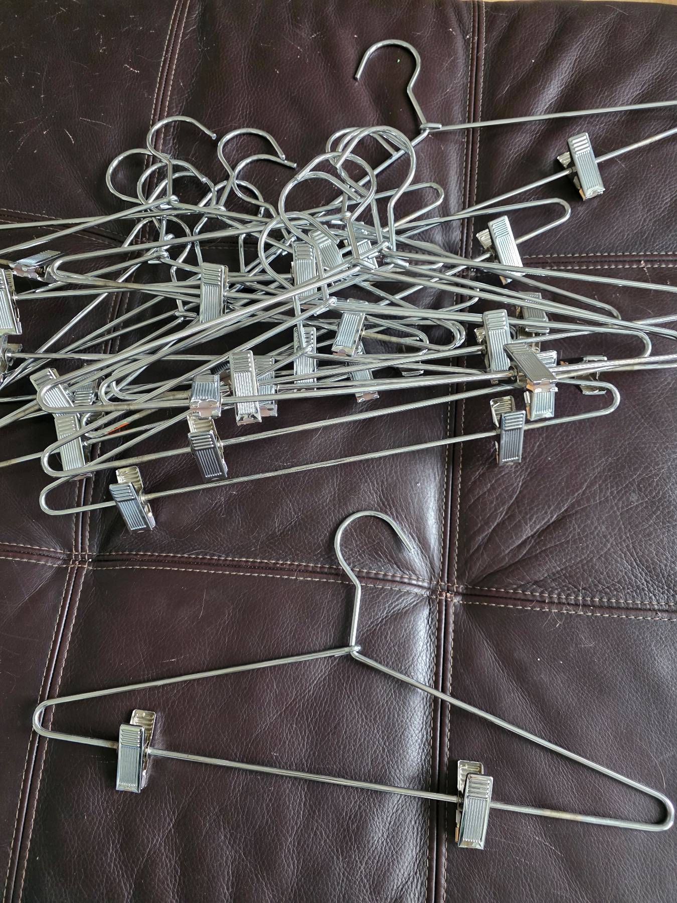 철제 바지 옷걸이 - 1