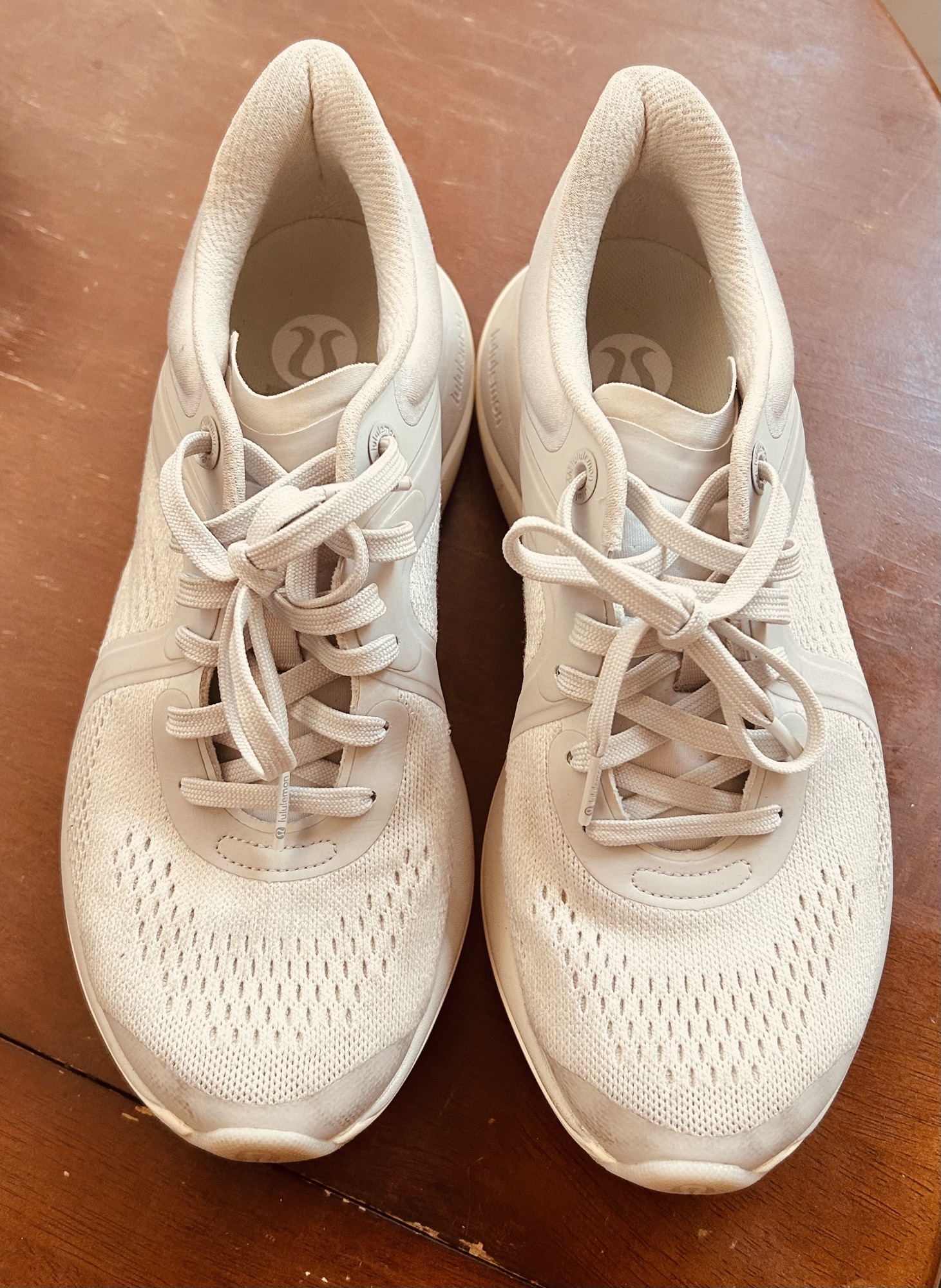 룰루레몬 블리스필(Blissfeel) 러닝화(정품) - 1