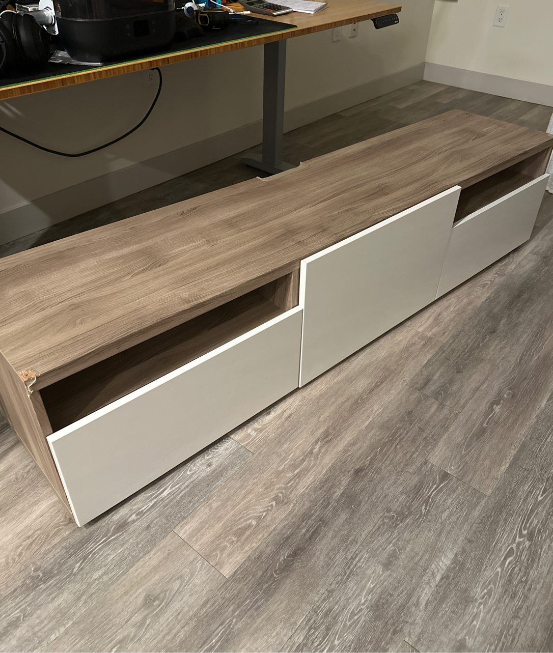 IKEA 티비스탠드 - 1