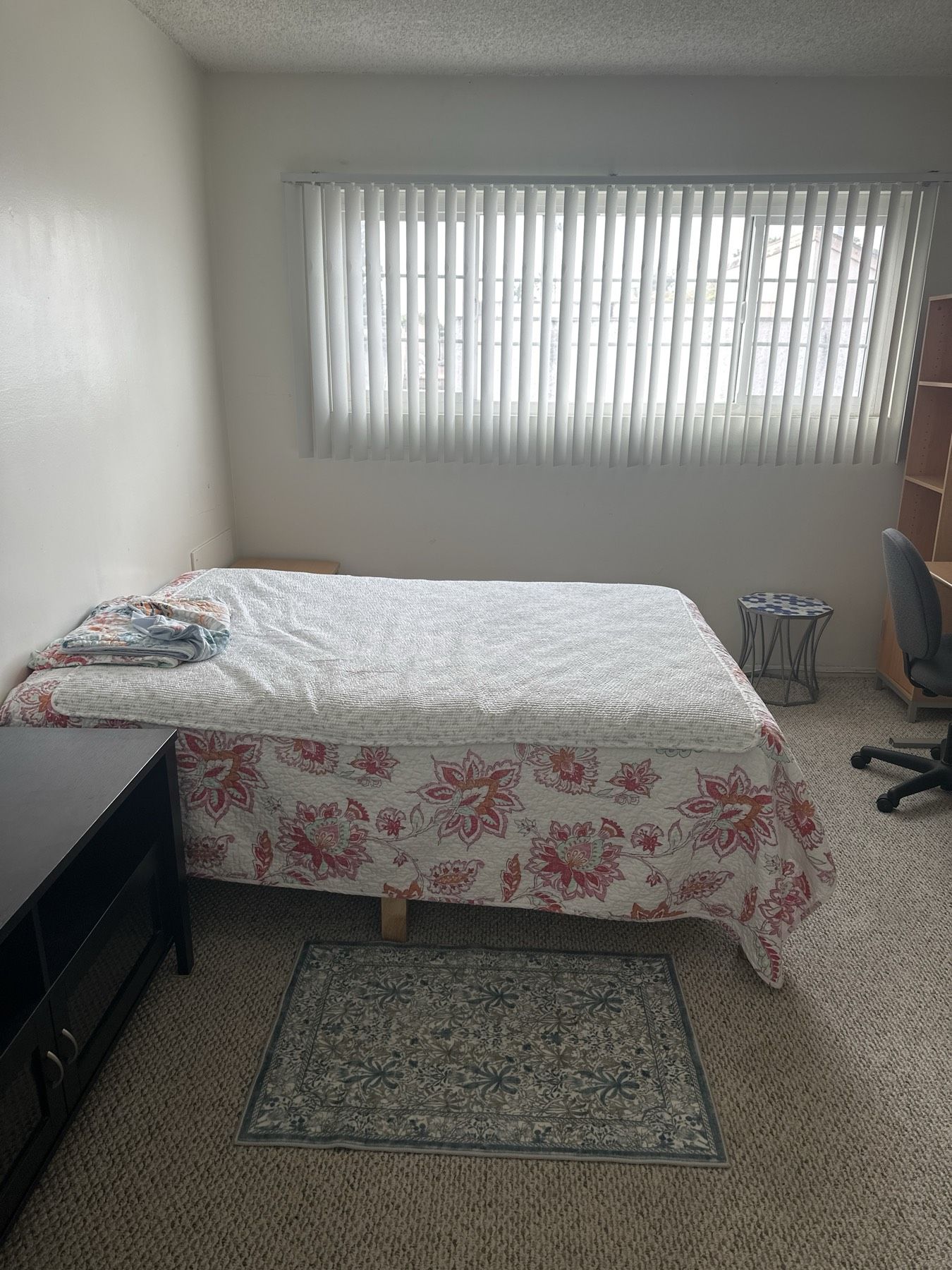 room - Whittier, Whittier