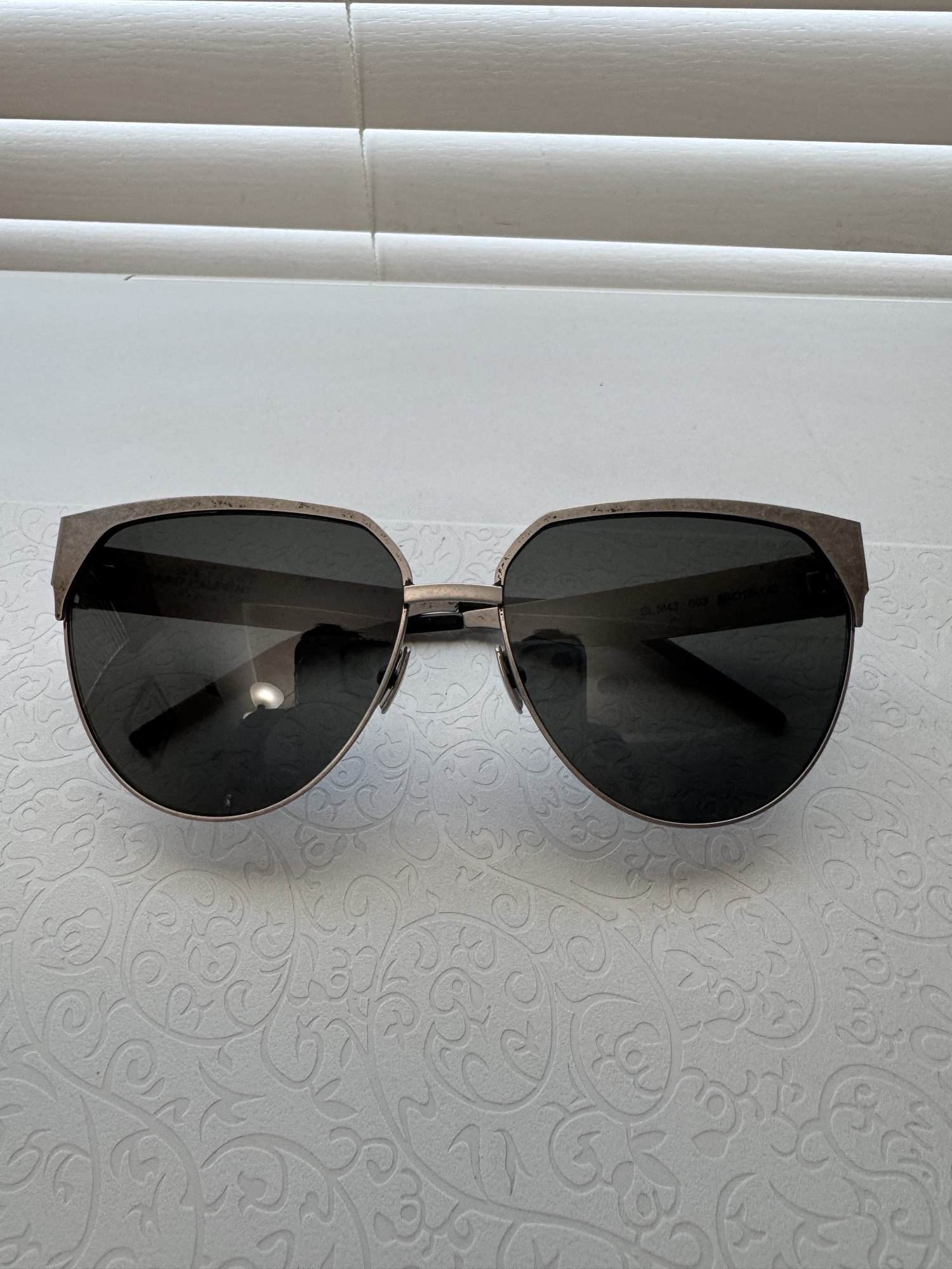 YSL - 1