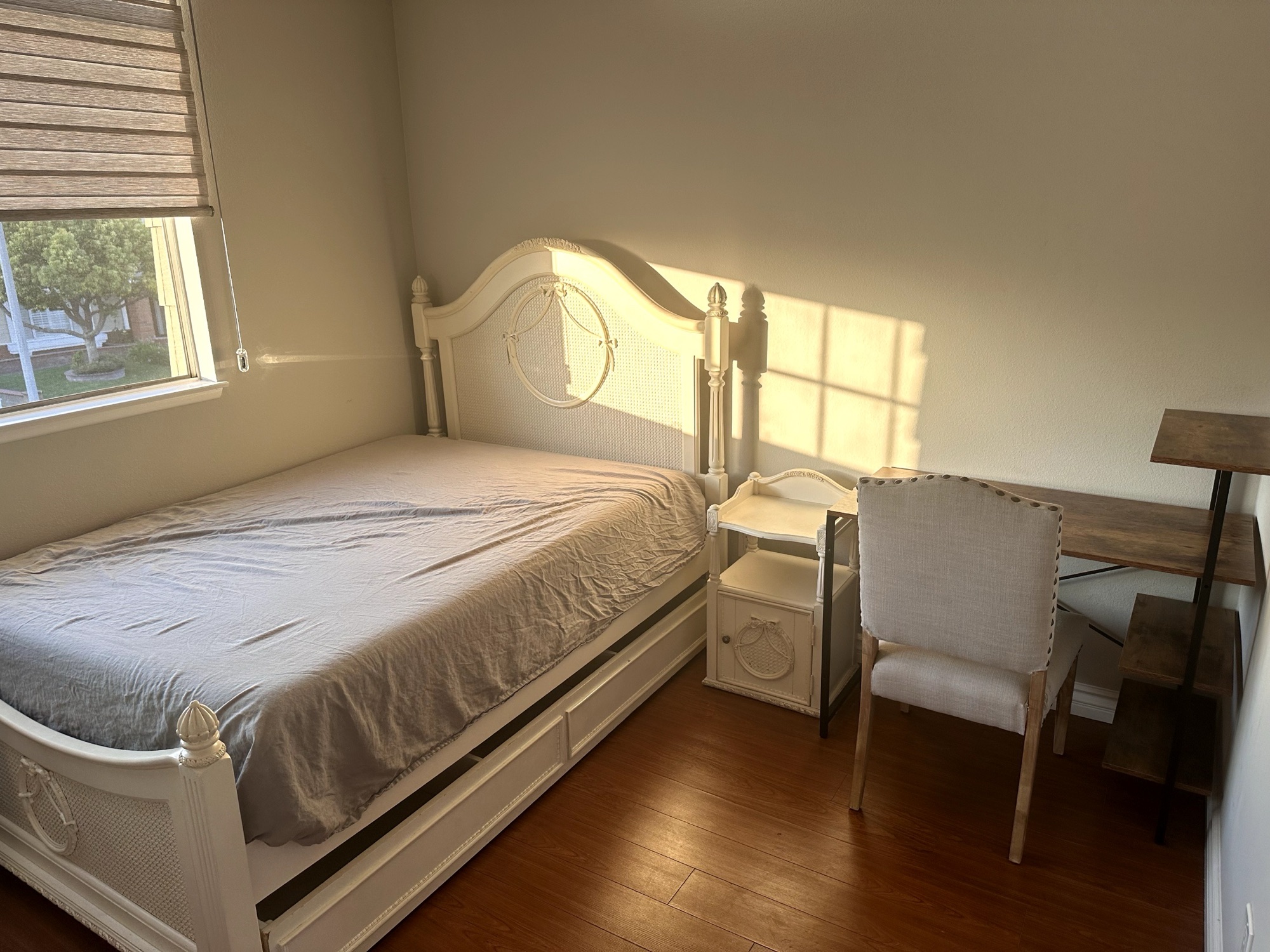 room - 1