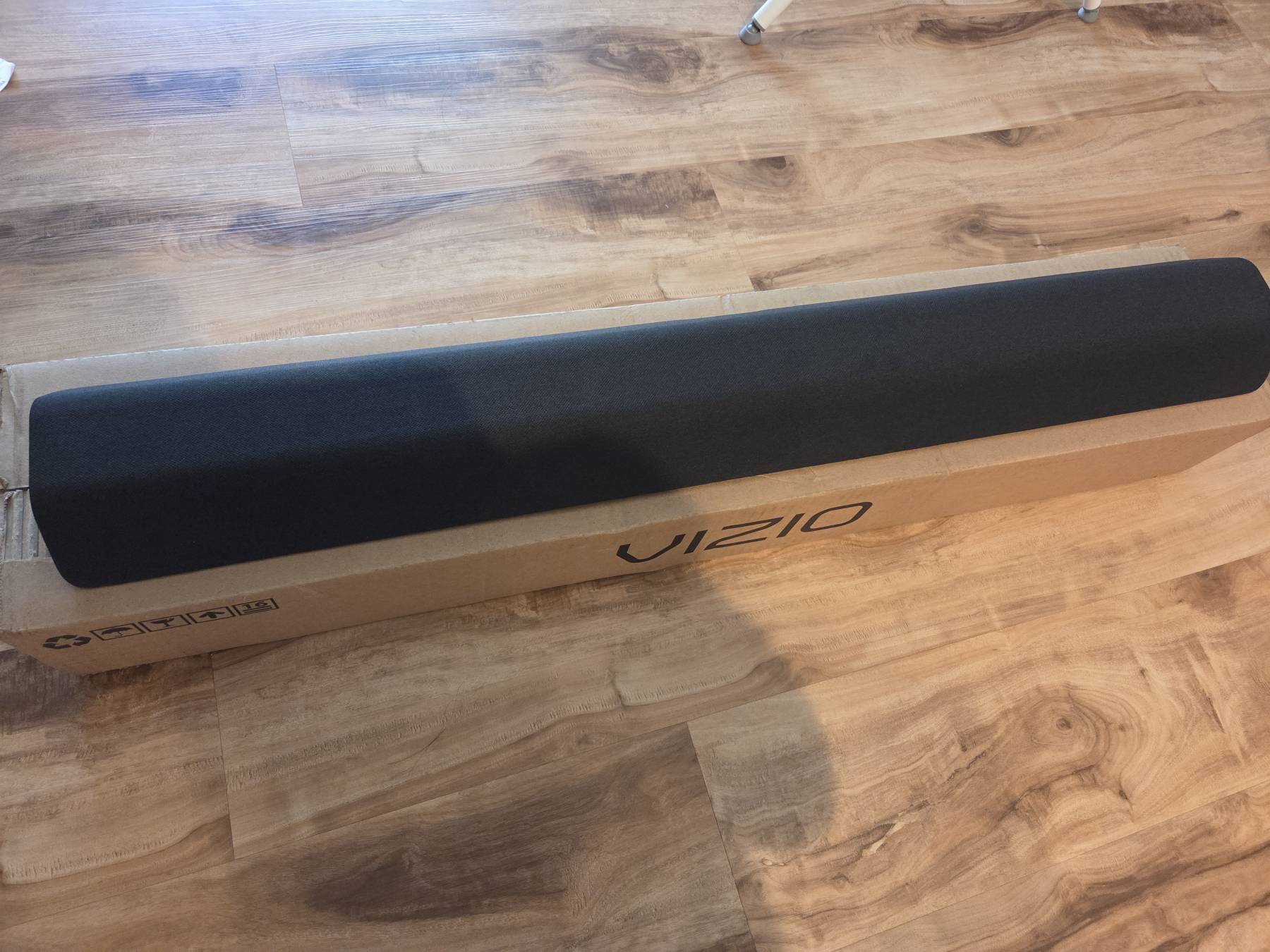VIZIO 사운드바 2.1Ch/빌트인 듀얼 서브우퍼/Bluetooth, HDMI, 옵티컬/Dolby Atmos, DTS:X - 1