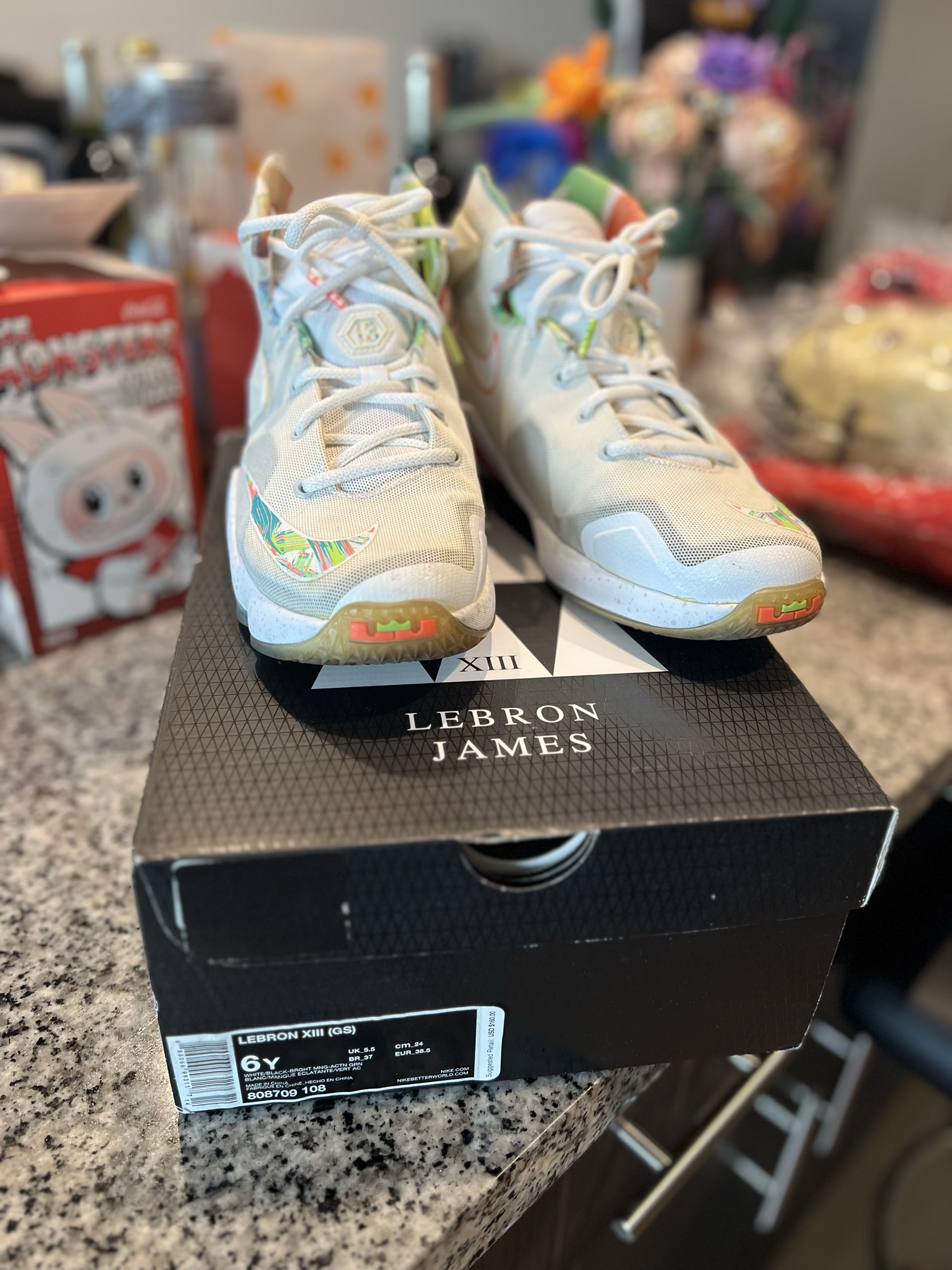 르브론 제임스 나이키 운동화 $40 - 1