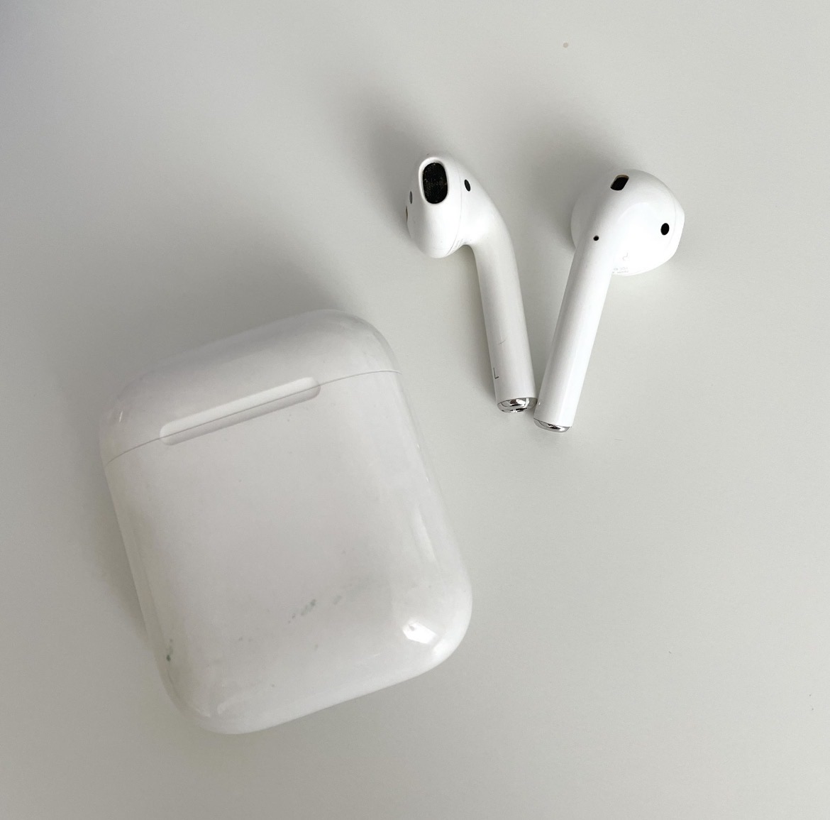 Airpods 1st Gen - 1