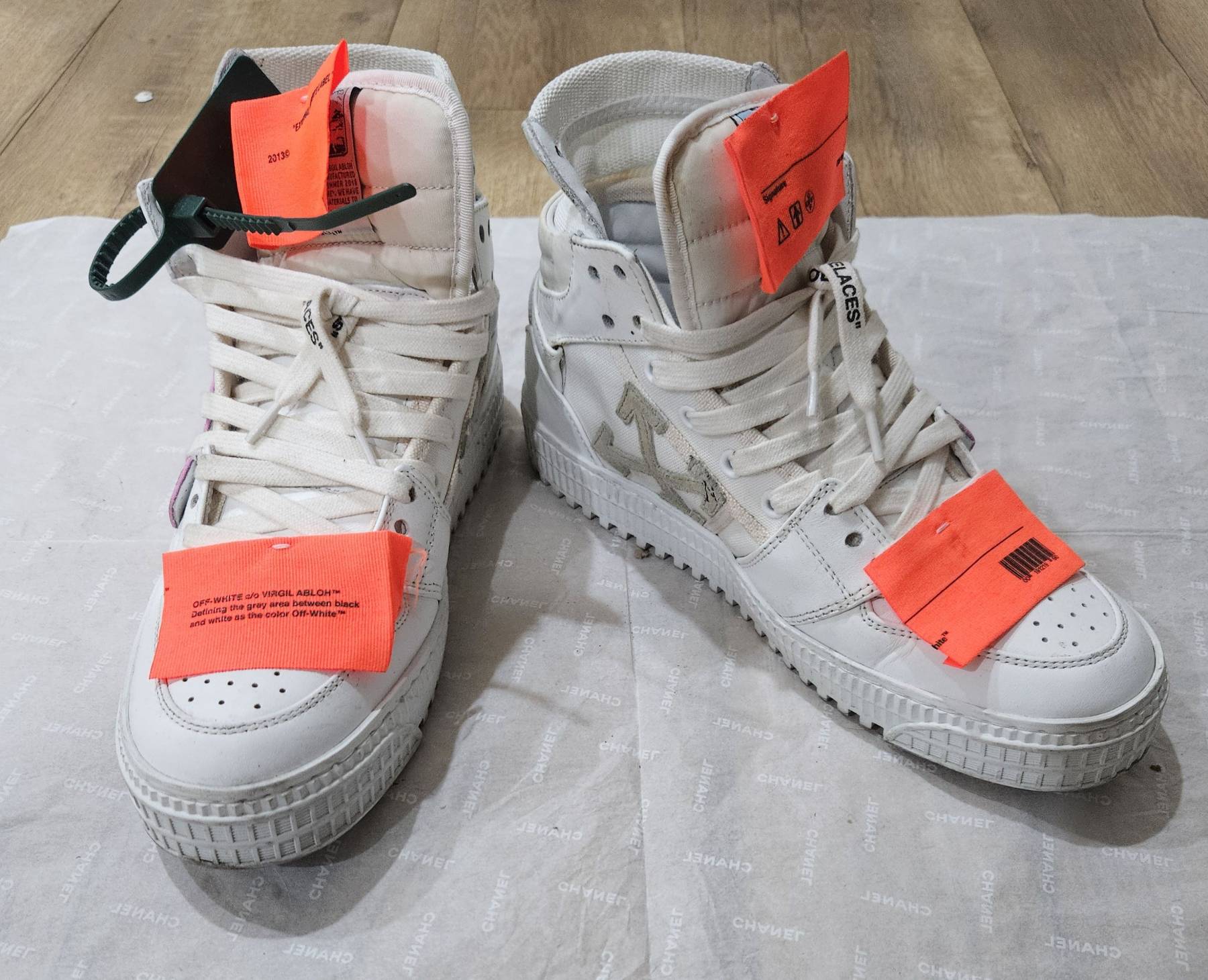 Off-White x Nike Air Force 1 화이트 오렌지 태그 - 1