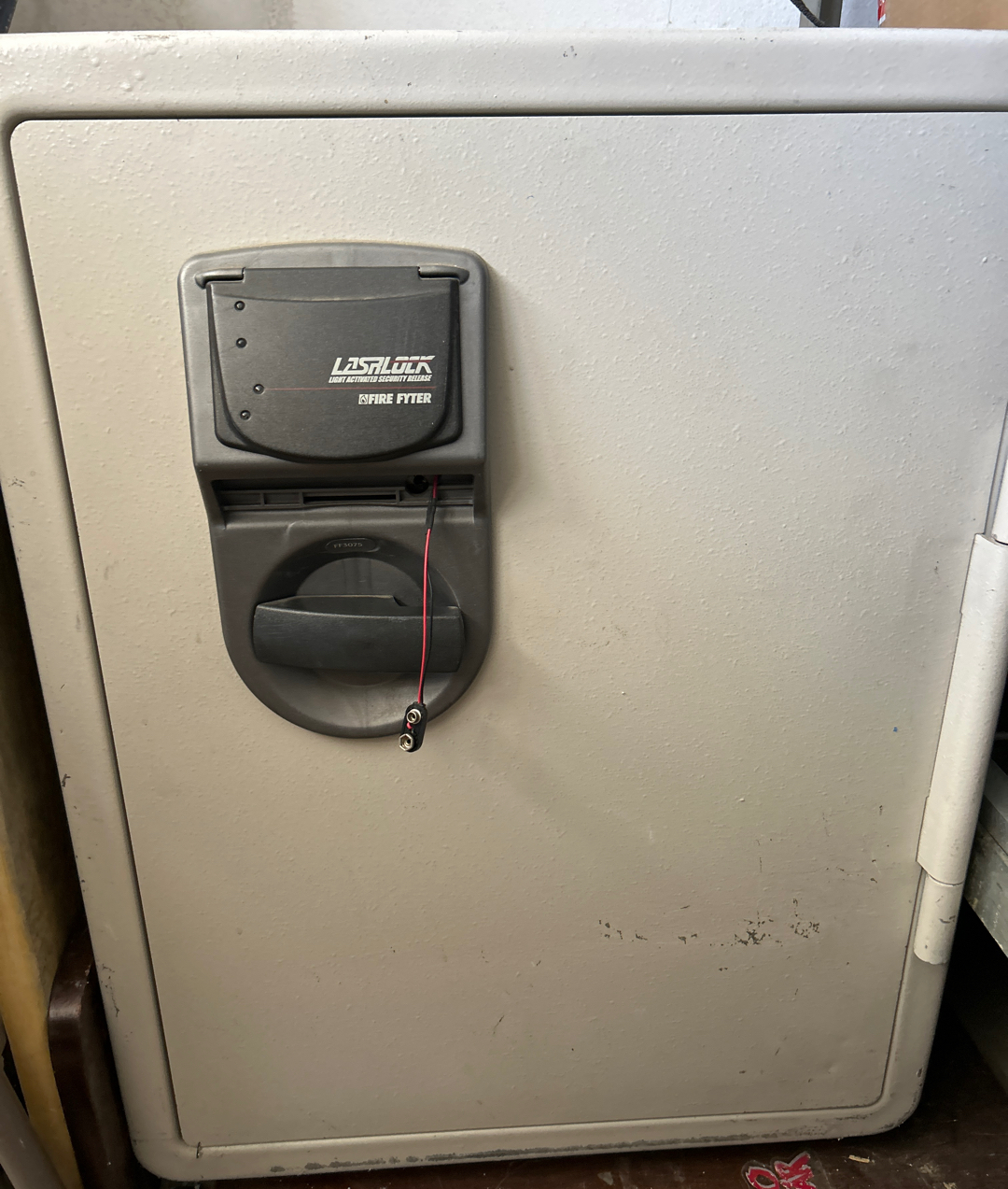 Fire Fyter safe 금고 - 1