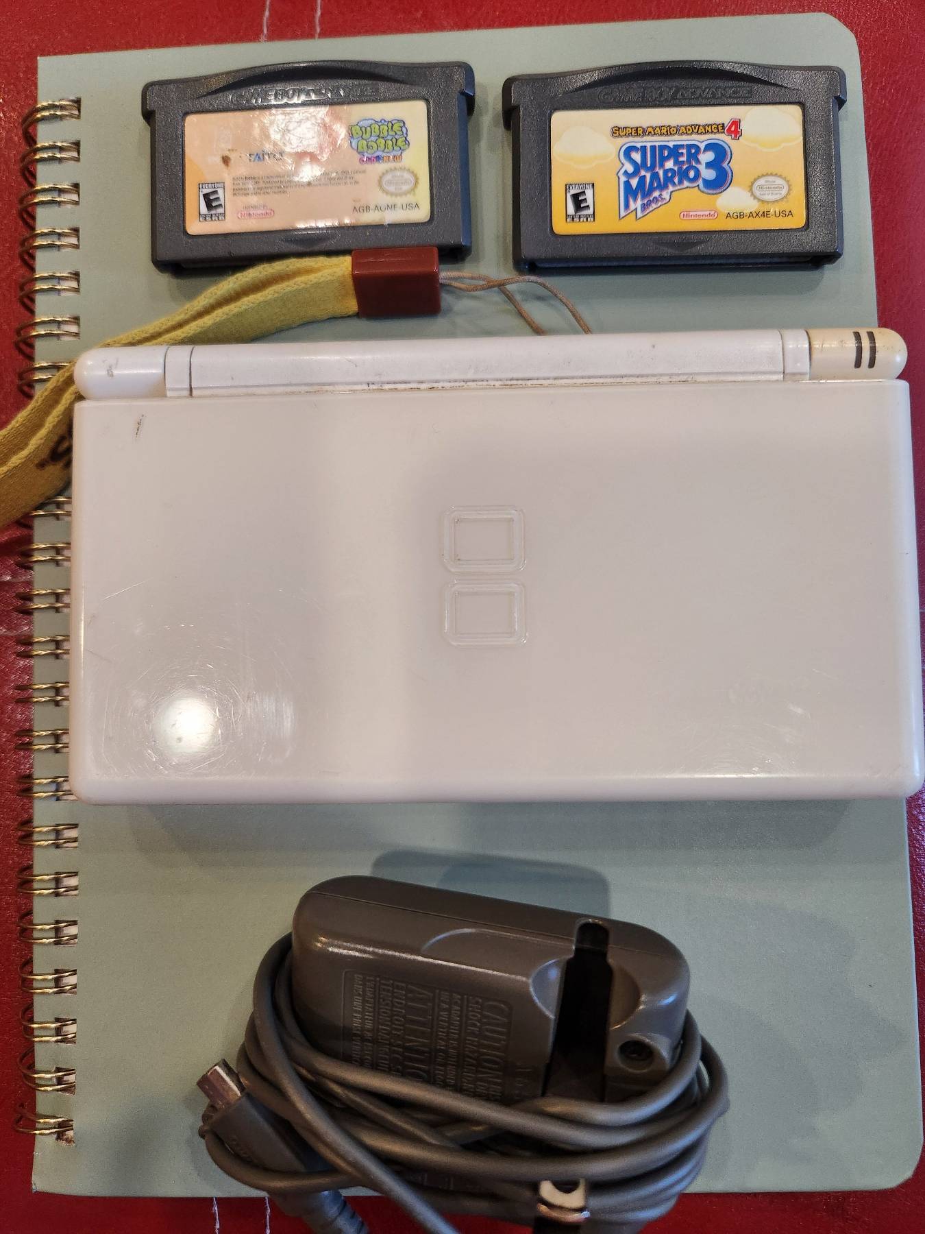 닌텐도 DS Lite 흰색 (게임 포함) - 1