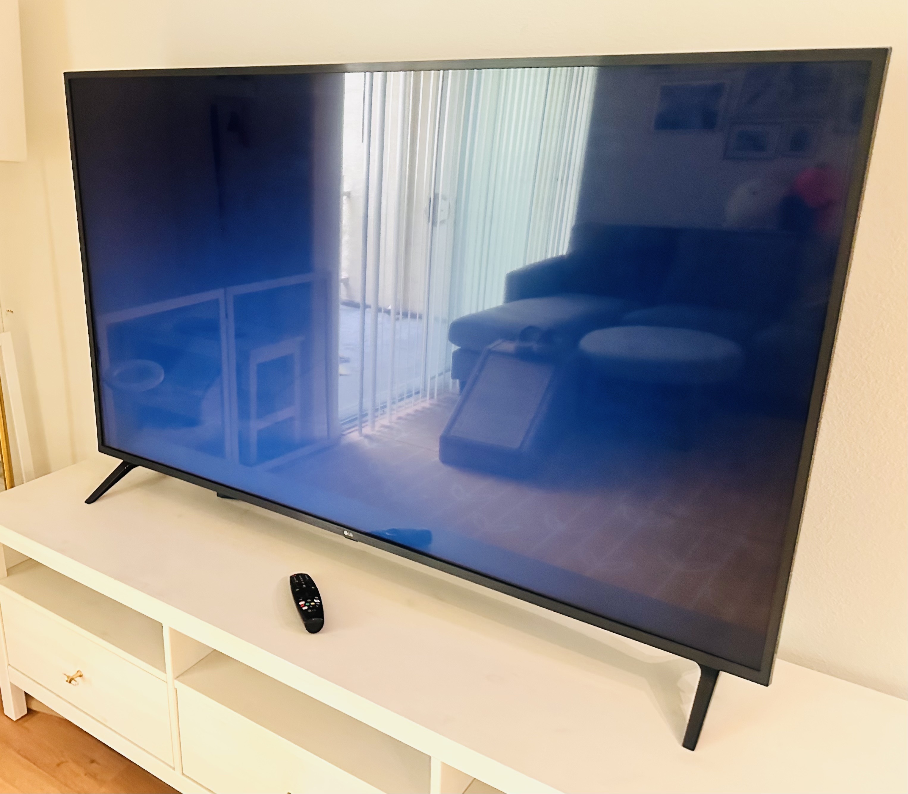 65inch TV / 65인치 티비 - 1