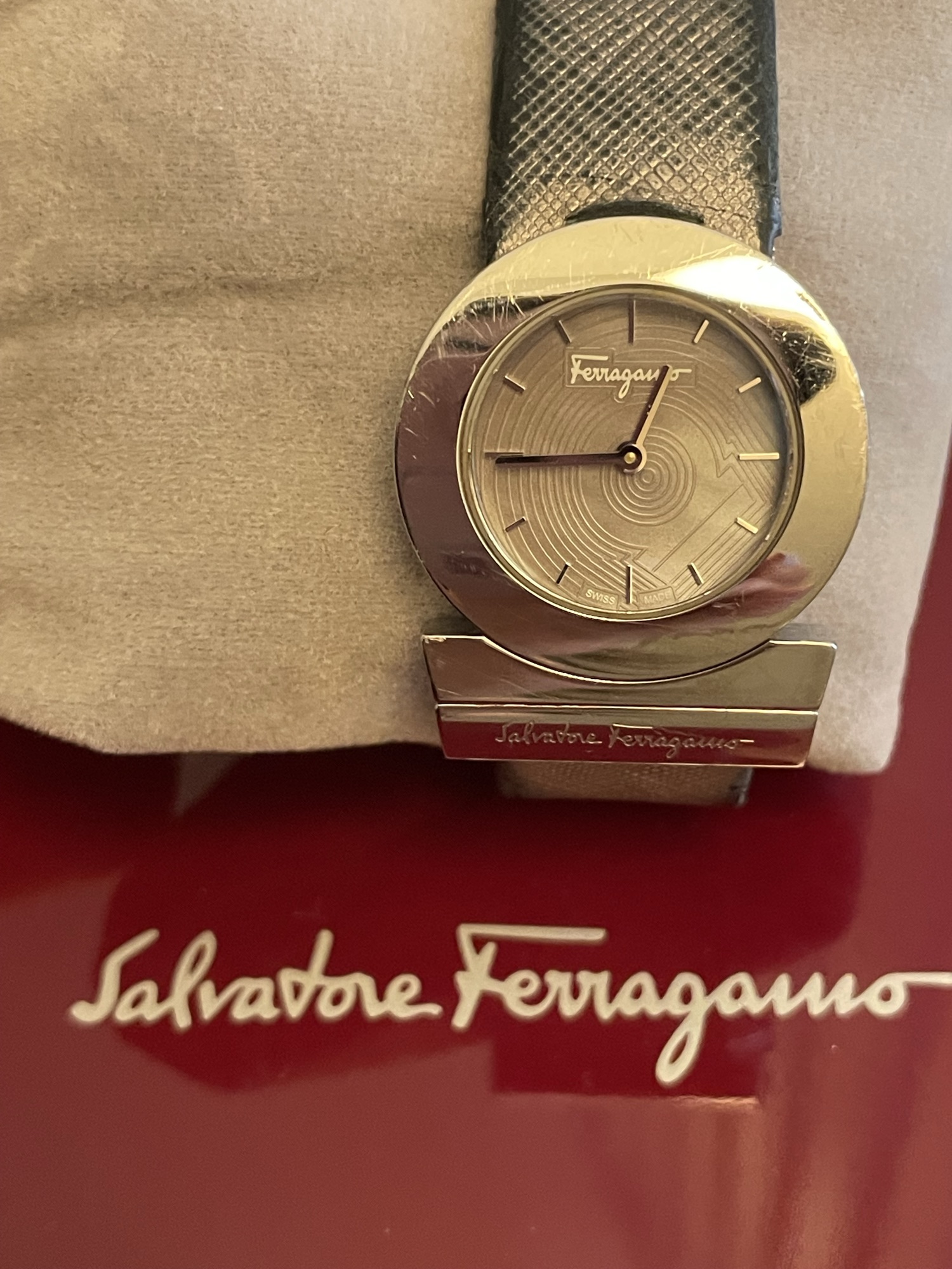 Salvatore Ferragamo Silver Grey 손목시계 - 1