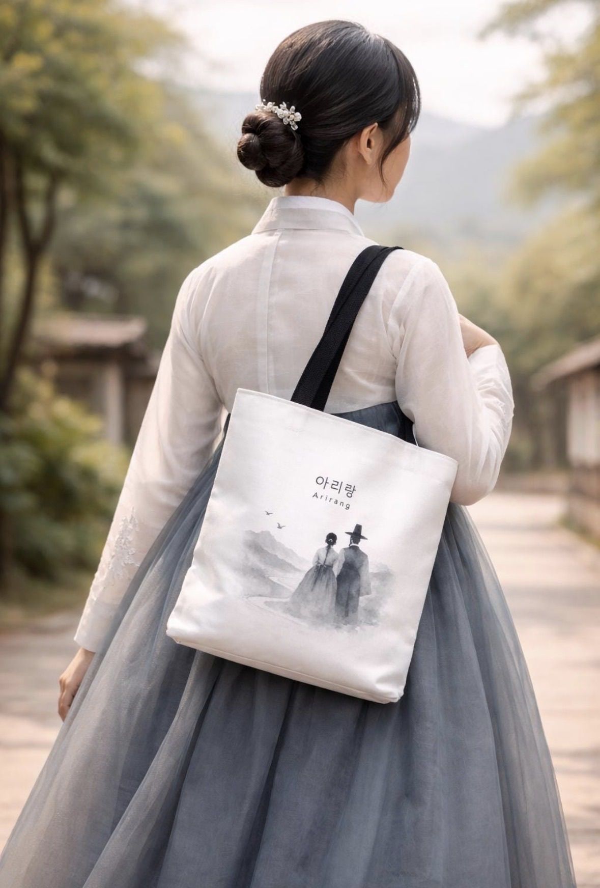 K팝 K드라마 팬을 위한 한글 영문 의류와 패션 아이템