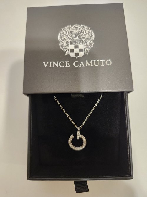 (새 상품) Vince Camuto 실버 크리스탈 서클 펜던트 목걸이
