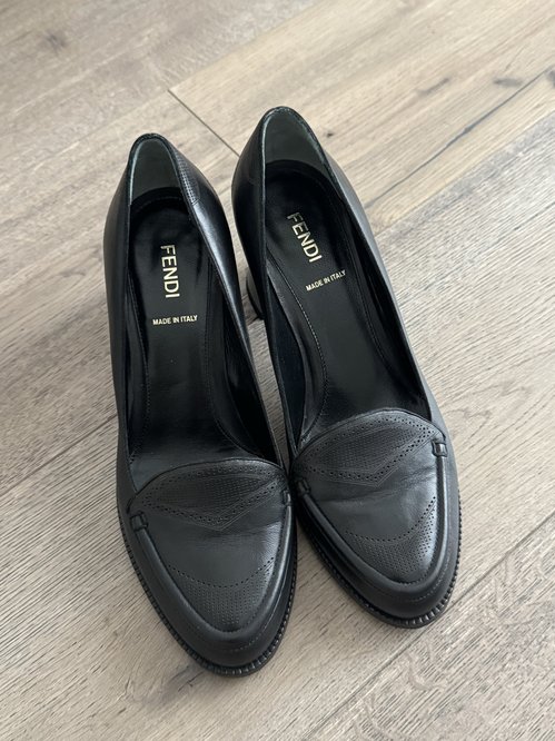 Fendi 펜디 클래식 힐 블랙 사이즈 37.5