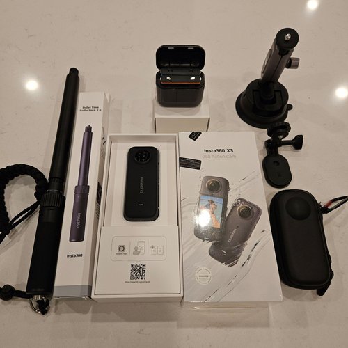 Insta 360 x3 와 액세서리