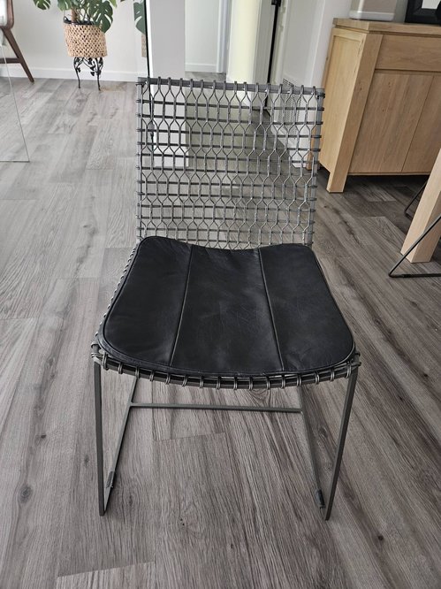 Crate &barrel 메탈 와이어 디자인 식탁의자 검은 쿠션 6개