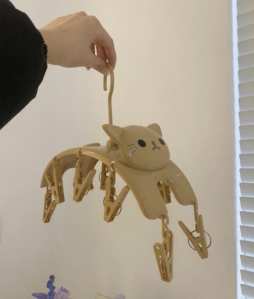 고양이 옷핀 걸이 브라운색 팔아요