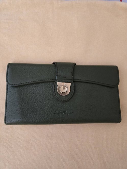 Salvatore Ferragamo 그린색 장지갑