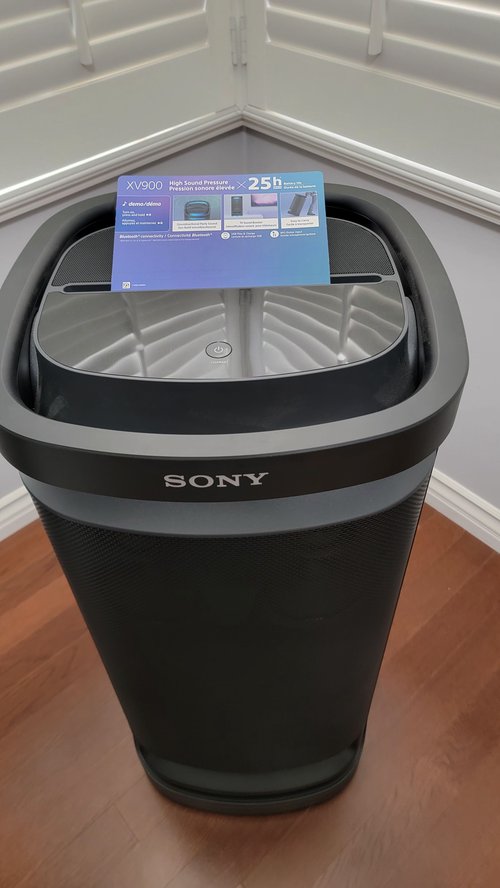 Sony XV900 high sound pressure