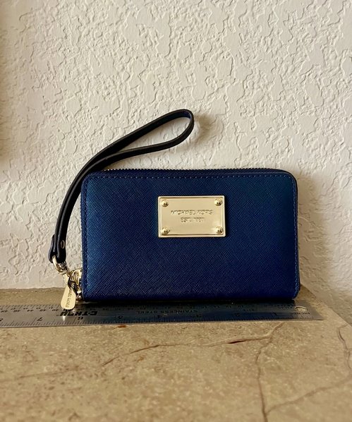 정품 클러치 지갑 지퍼 Michael Kors wallet