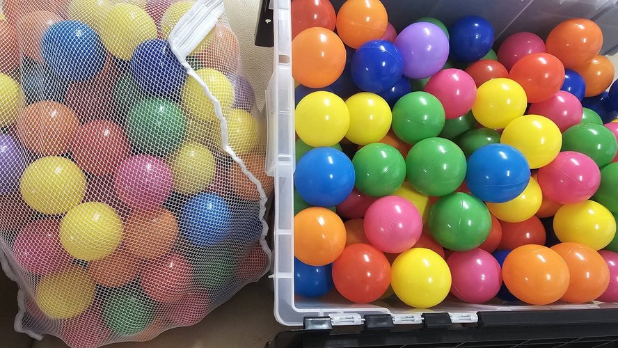 Ballpool balls