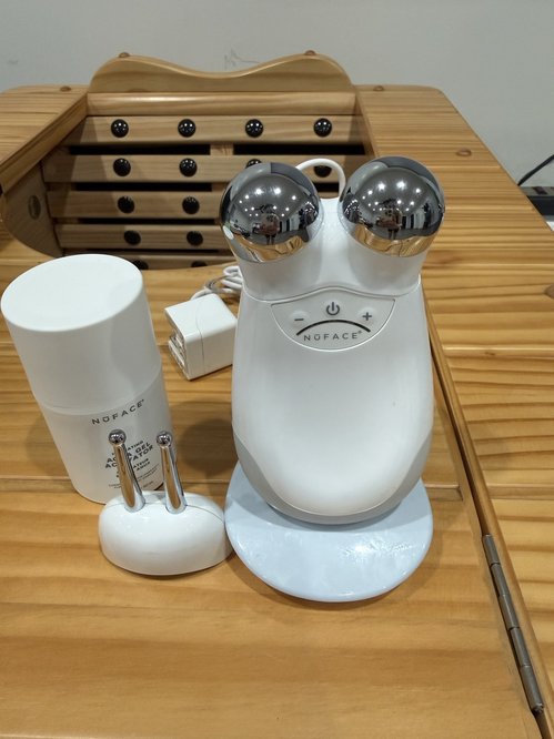 NUFACE Trinity + Effective Lip & Eye Attachment