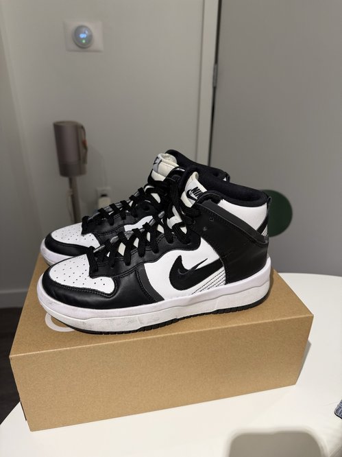 nike dunk high up panda