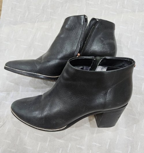 검은색 가죽 ted baker & 수에드 sam eldelson 앵클부츠 청크힐 8.5