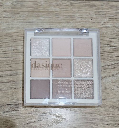 dasique 아이섀도우 팔레트 9색