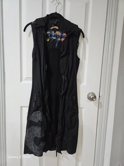 Desigual 블랙 나일론 조끼/베스트, S-M