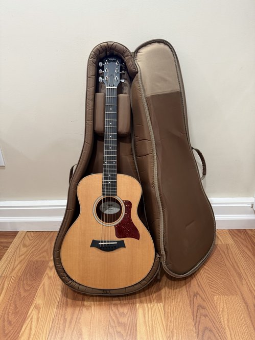 Taylor GS mini guitar