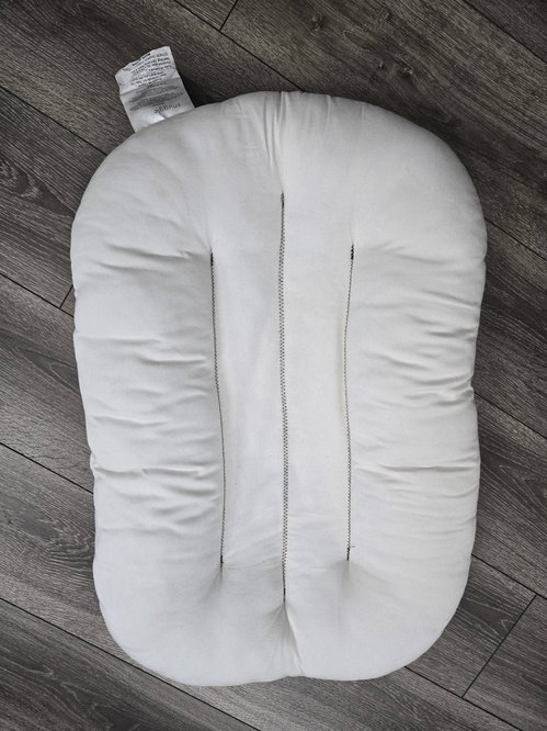 Snuggle me Organic infant lounger
