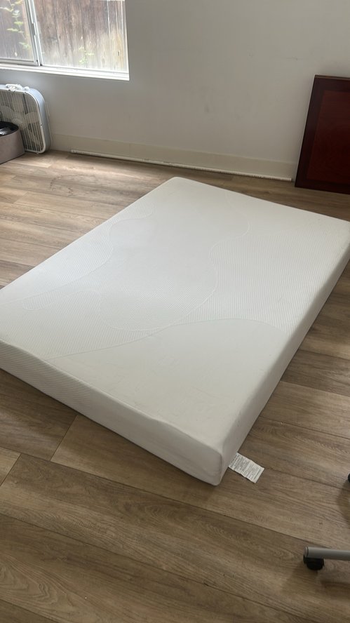 Memory foam bed mattress