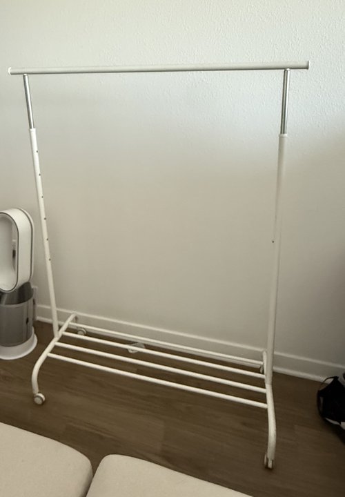 Ikea 옷걸이
