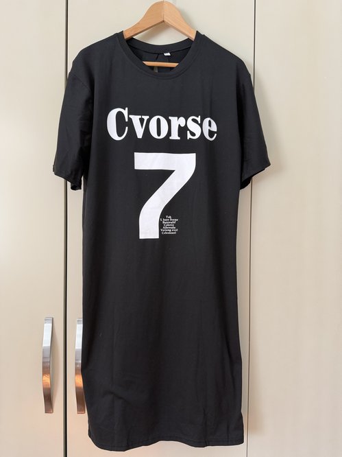 Cvorse7 블랙 그래픽 원피스