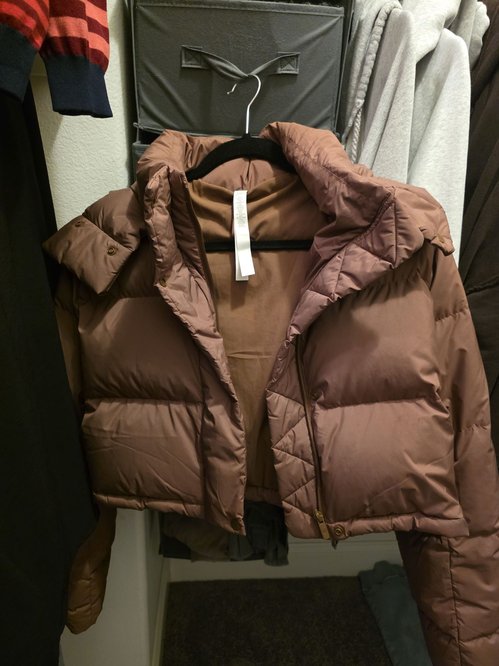 Lululemon 브라운 숏 다운 패딩