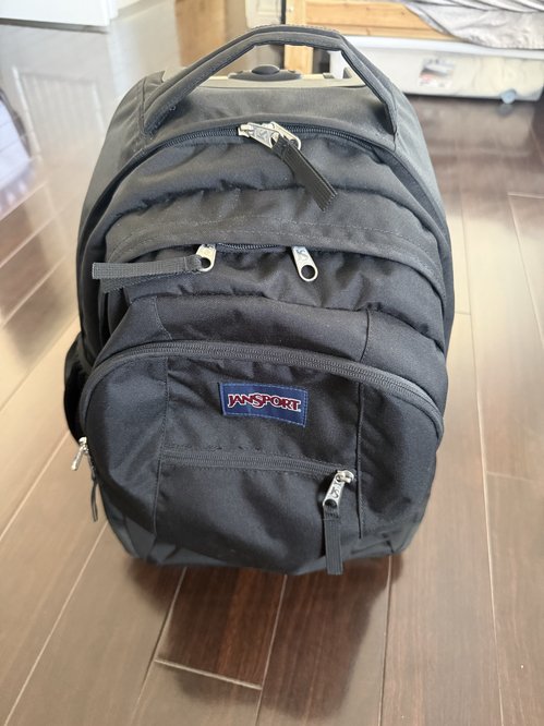 JanSport 바퀴달린 가방