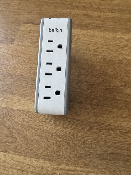 Belkin power outlet