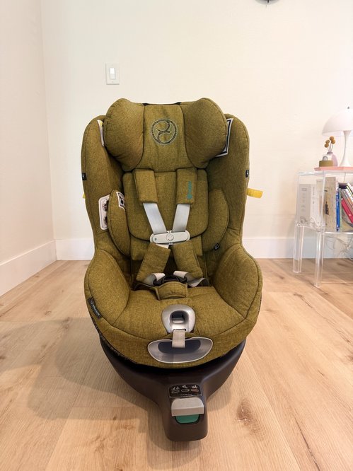 Cybex 카시트