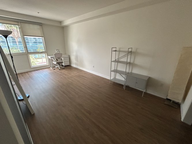 room - Westlake, Los Angeles