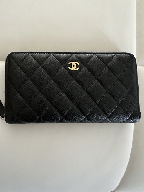 Chanel Classic Long Zipped Wallet