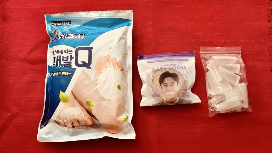 생활용품 (쾌발Q 발냄새 패드 / 이지숨 코숨테이프 / 손가락 골무)