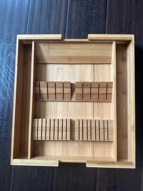 서랍안에 칼 정리(나무)