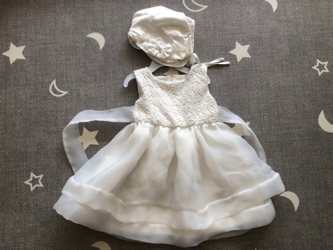 돌 드레스와 모자