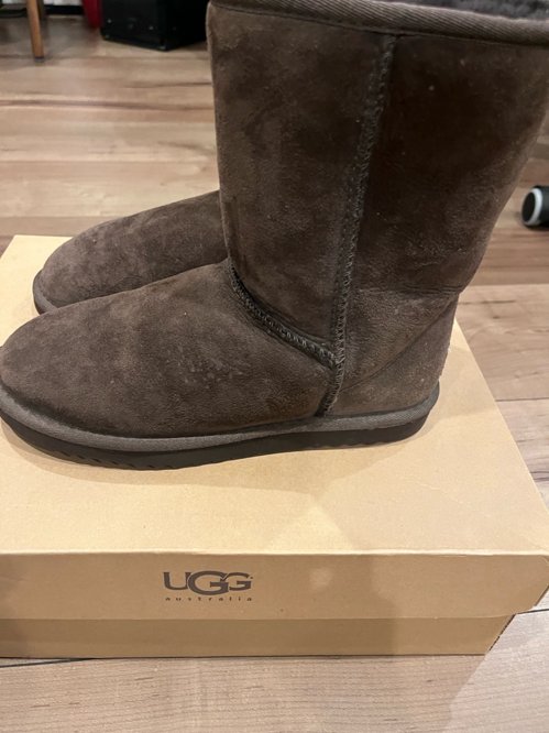 Ugg size 6