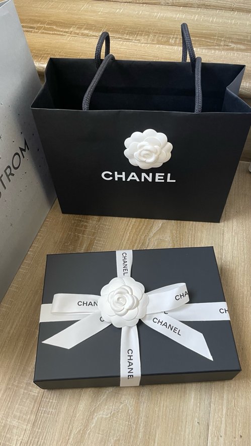 샤넬WOC with 골드체인