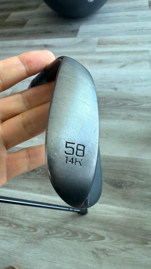 Titleist SM8 58 wedge 14k